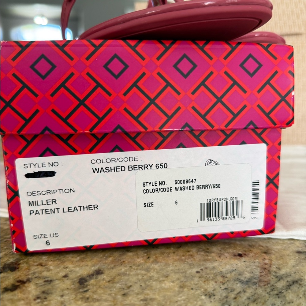 New Tory Burch miller patent leather sandals in washed berry color - Picture 2 of 8